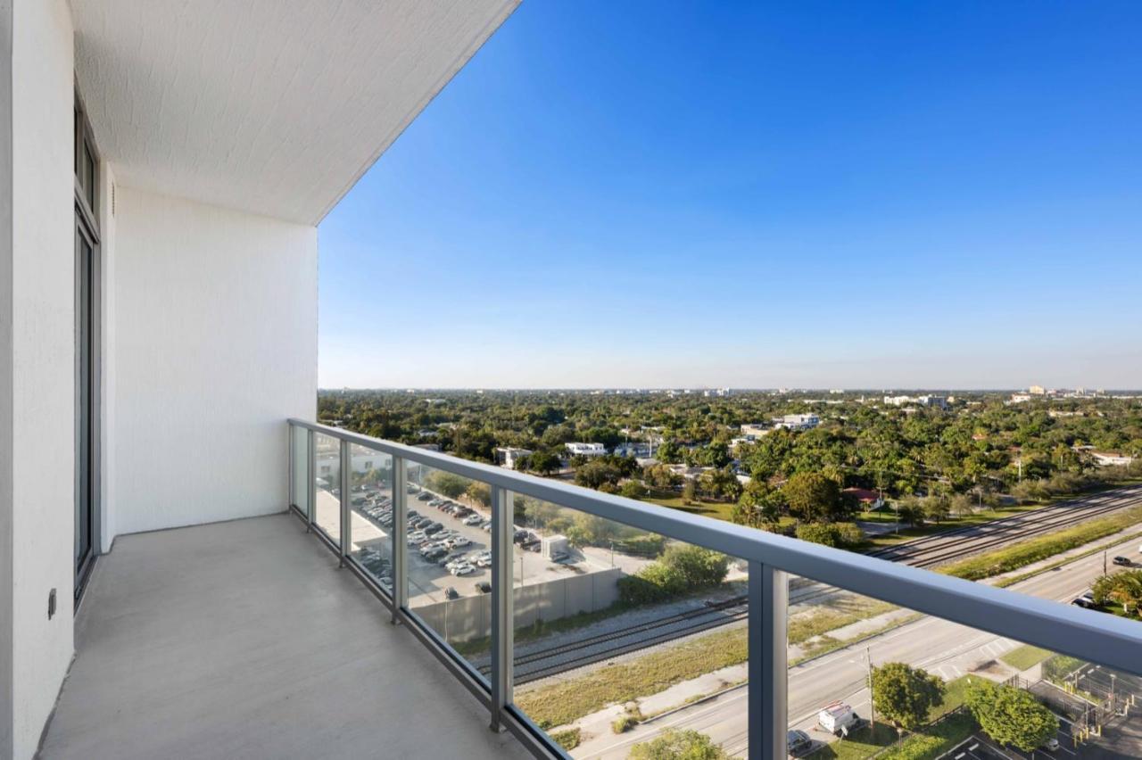 Quadro Residences By Ionica Miami Exterior photo