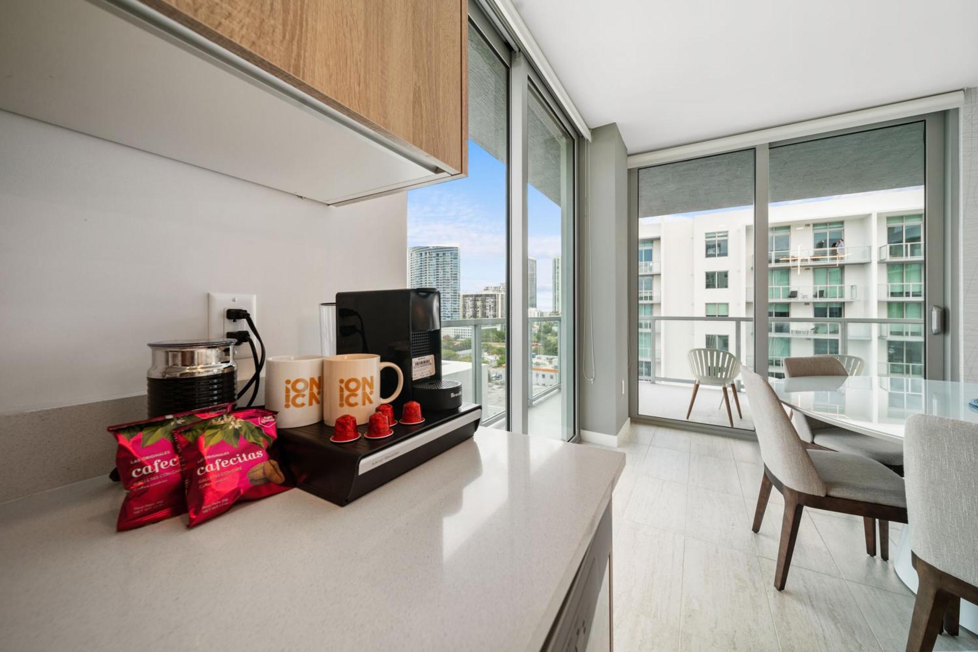 Quadro Residences By Ionica Miami Exterior photo